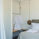 Makrikythera Luxury Sea House * Kýthira