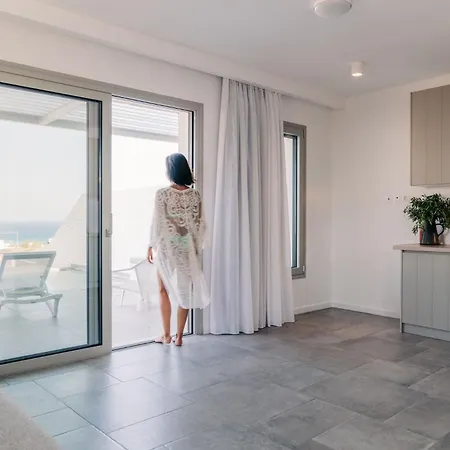 Makrikythera Luxury Sea House * Kýthira