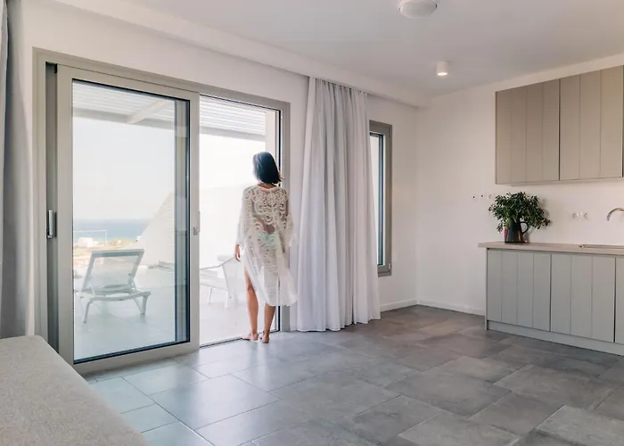 Makrikythera Luxury Sea House * Kýthira