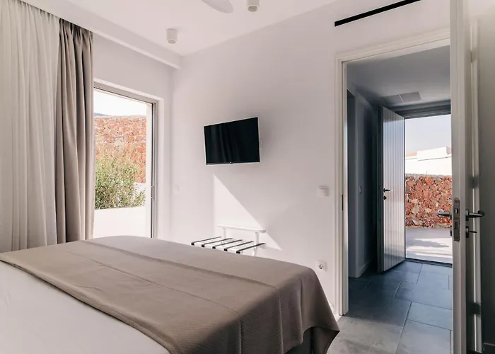 Makrikythera Luxury Sea House